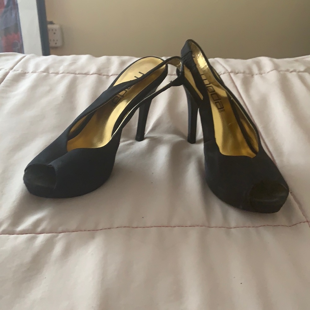 Black open toes high heels